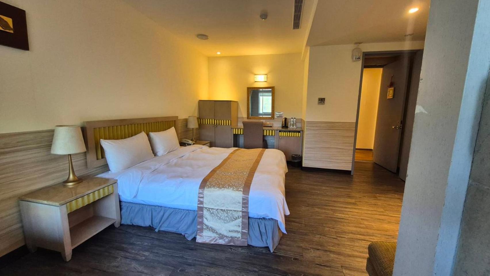 וולאי Mi Jing Garden Spring Resort מראה חיצוני תמונה