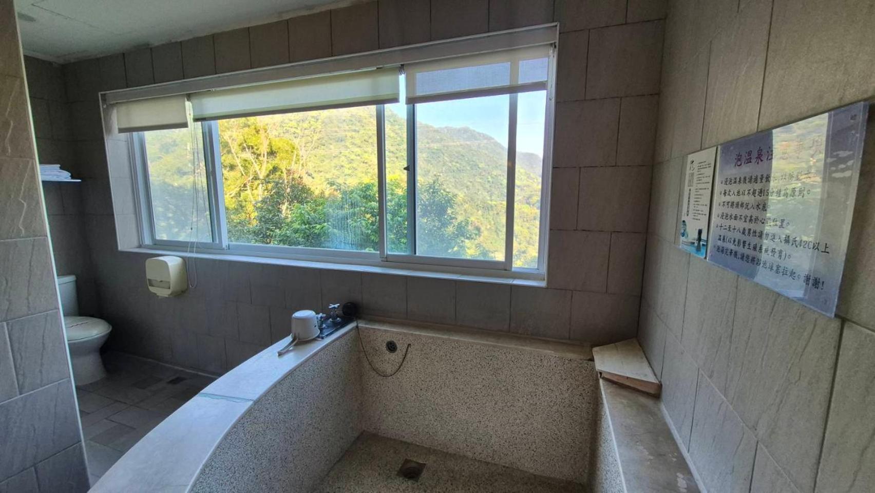 וולאי Mi Jing Garden Spring Resort מראה חיצוני תמונה